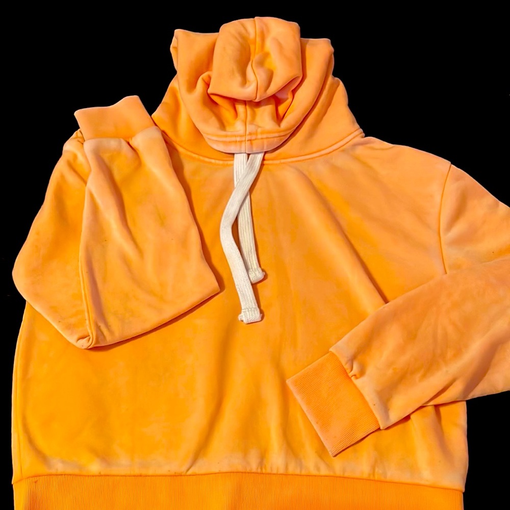 Light orange hoodie white draw strings small